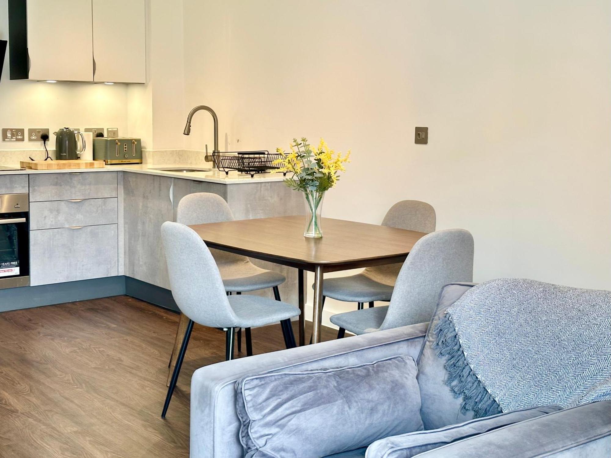 Icona 20 - City Centre Apartment York Bagian luar foto
